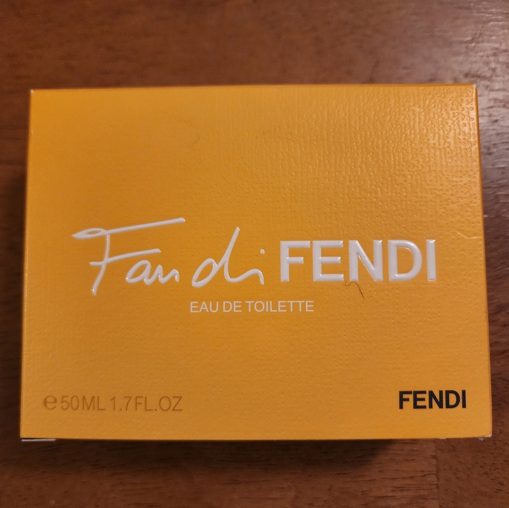 NIB Fendi Fan di Fendi Eau de Toilette in Yellow Box